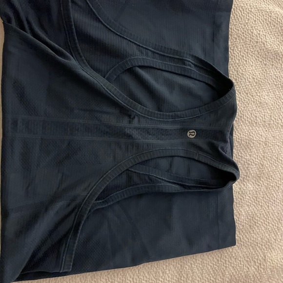 Lululemon swiftly tech racer back - Picture 1 of 2